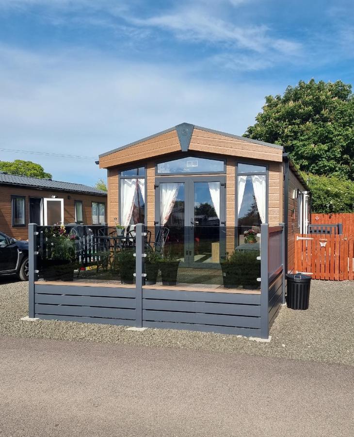 Villa Kimadalyn Forfar Exterior foto